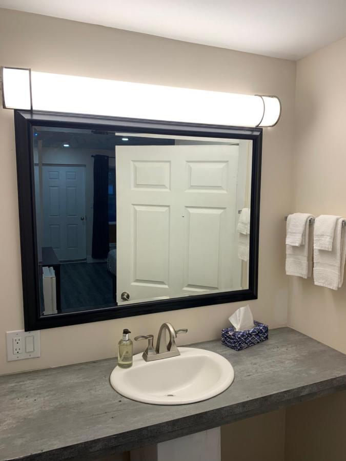 Westport Station Motel 外观 照片