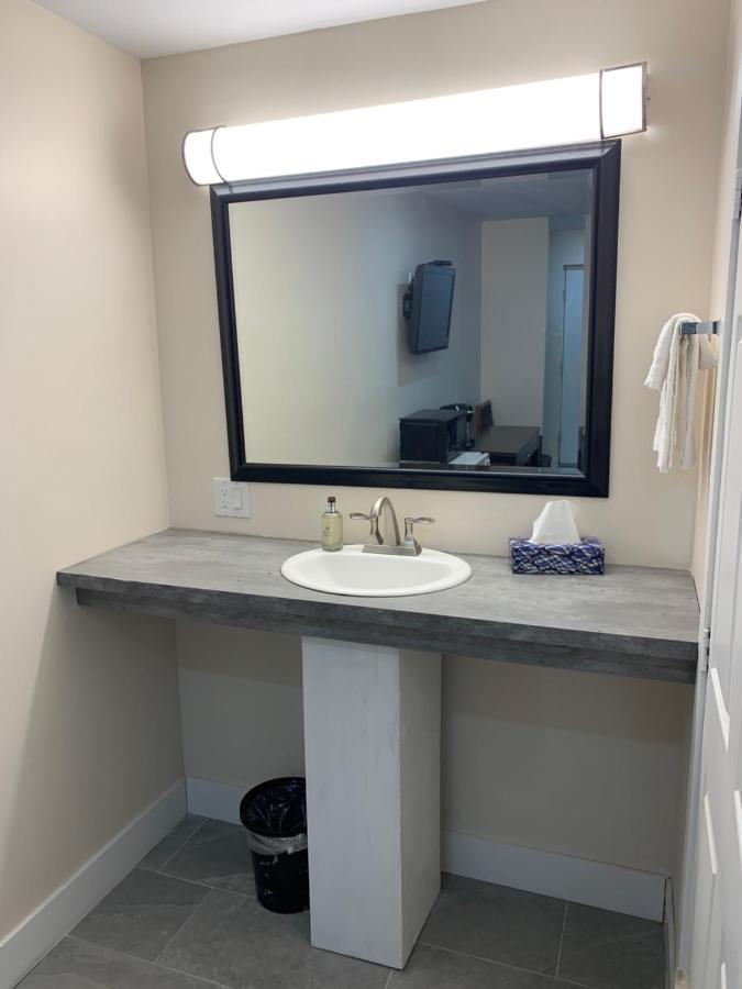 Westport Station Motel 外观 照片